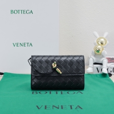 Bottega Veneta Clutch Bags